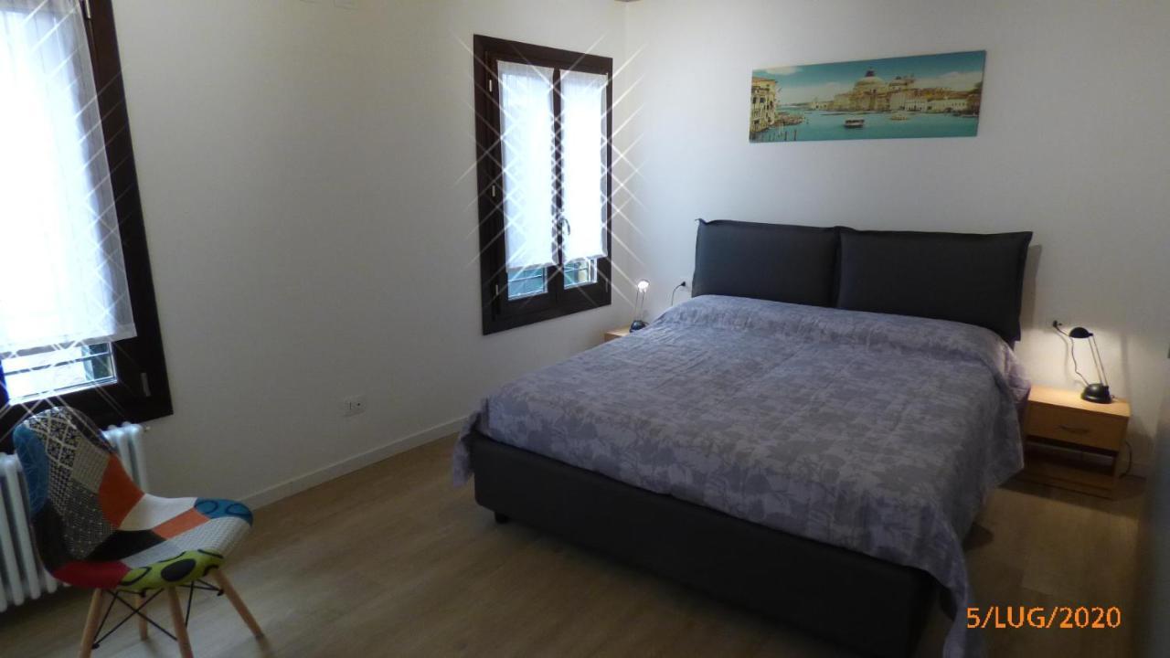 Casa Moderna A Due Passi Da Rialto Apartman Velence Kültér fotó